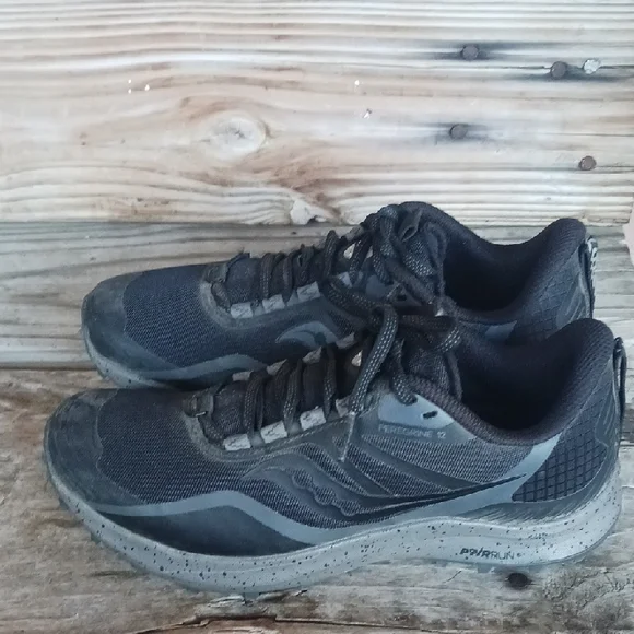 Men's Black Running Shoes - Picture 4 of 10